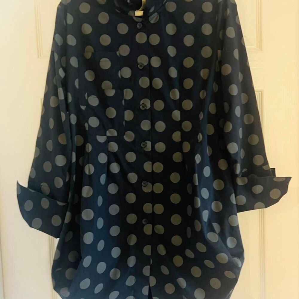Unbranded Women's Black and Navy Blouse